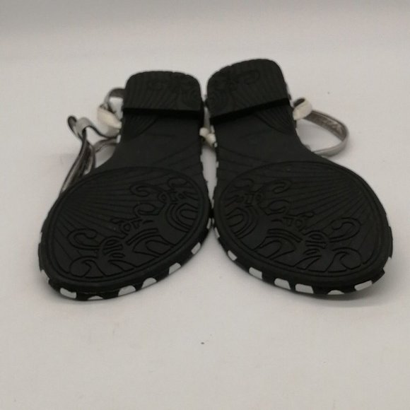 Lane Bryant Womens T Strap Thong Ankle Strap Sandals Black Polka Dots Buckle 10W - Picture 4 of 9